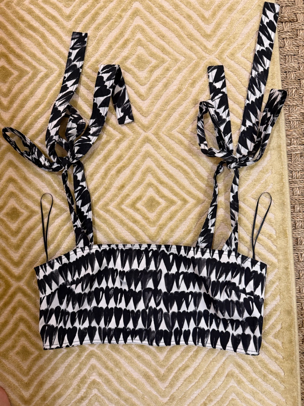 Women’s Zara Black and White Heart-Pattern Crop Top